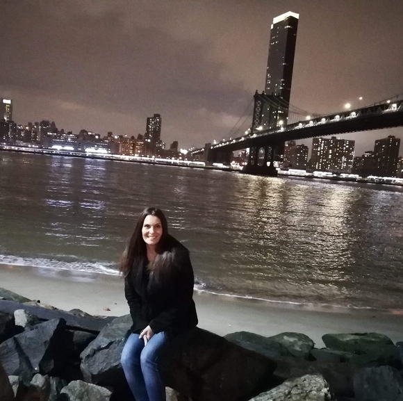 Meet your Posher, Sandra - Picture 1 of 1